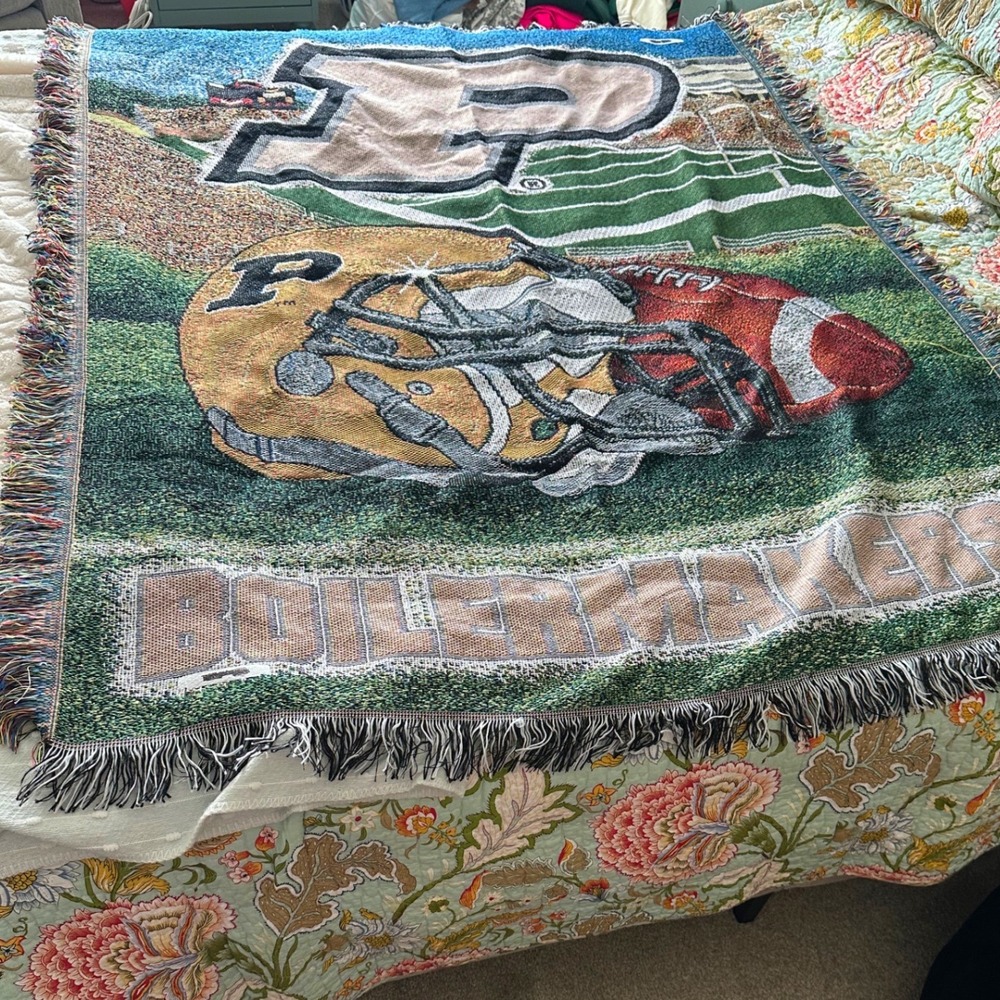 Vintage Purdue Boilermakers Woven Tapestry Throw Blanket NCAA Football Stadium